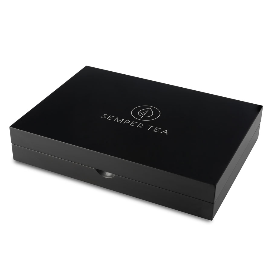 Exclusiv-Teekiste mit 24 Teepyramiden Semper Tea leer. Tea concepts for your business. Semper Semper Tea wurde als echter Allrounder